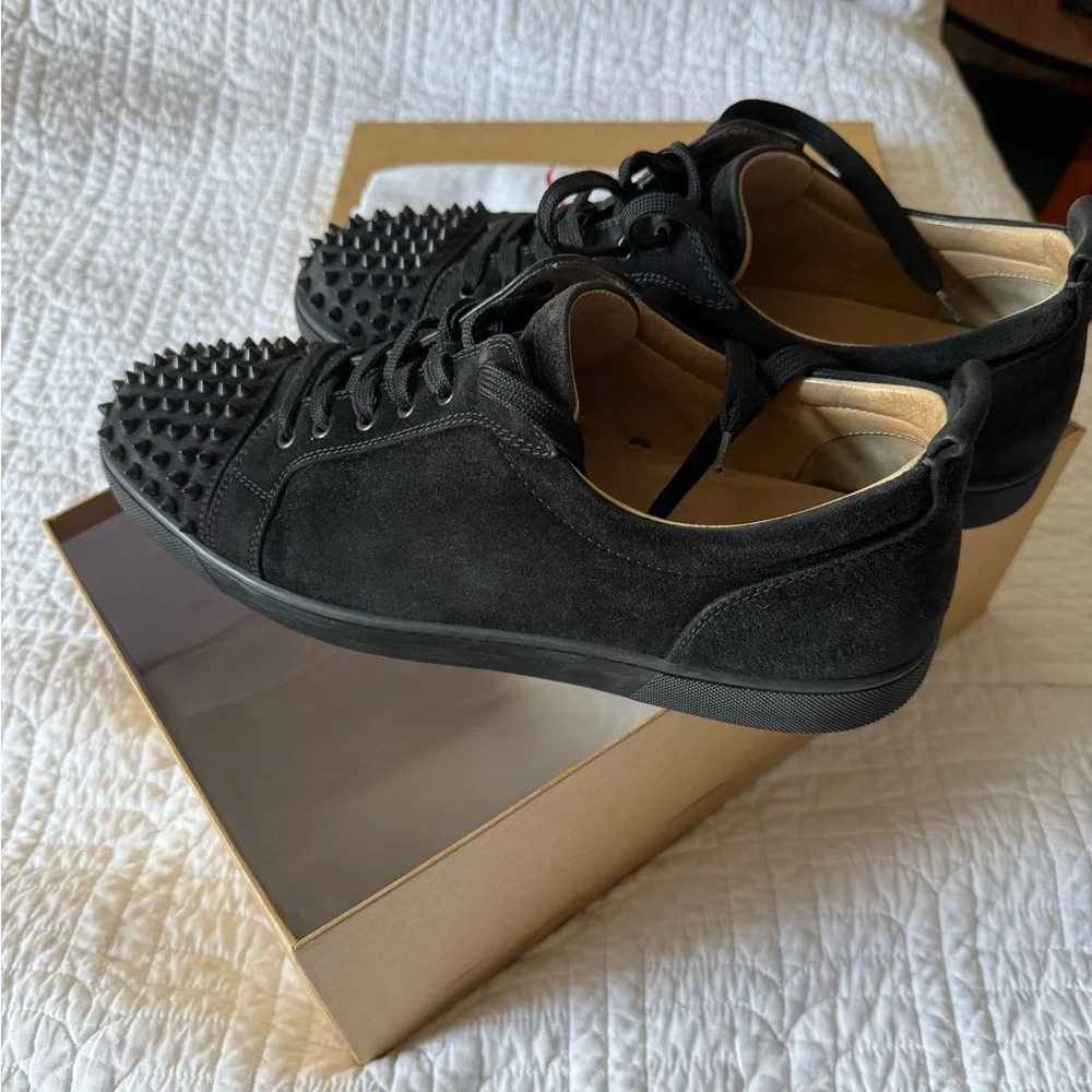 Christian Louboutin Louis junior spikes flat black suede - Picture 6 of 7
